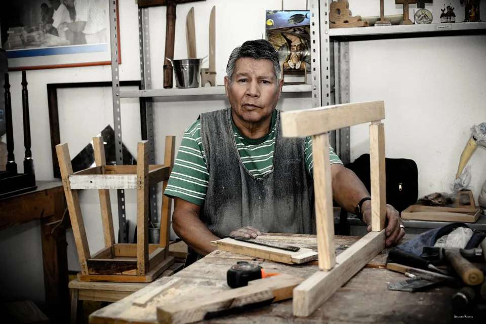 Bếp và bàn ăn